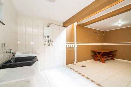 33_photo/94dce2e629.b2a80c3de4845e72-ATLAS-c38dd026-7982-483f-941b-2c8488f2fc60.jpg de casa à venda com 3 quartos, 178m² em Fazendinha, Curitiba