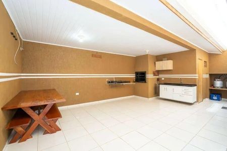 7_photo/94dce2e629.b2a80c3de4845e72-ATLAS-ff6f17f3-b0ef-48bd-aa1a-39f7cfae439d.jpg de casa à venda com 3 quartos, 178m² em Fazendinha, Curitiba