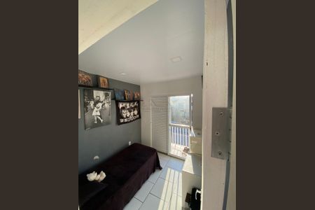 11_photo/94dce2e62b.f3c33ce37ca653db-ATLAS-0b88eb4d-5e4a-4455-adb3-282e0a0a6716.jpg de casa à venda com 3 quartos, 86m² em Fazendinha, Curitiba