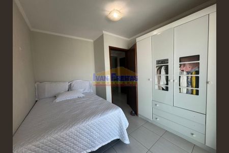 2_photo/94dce2e62f.ec7afce7aaea4729-ATLAS-8fb77fdf-cc33-47d8-ad96-1bca3b99f6b3.jpg de casa à venda com 3 quartos, 121m² em Fazendinha, Curitiba