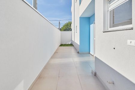 5_photo/94dce2e63d.37dab3e9fd1ba215-ATLAS-a0177b1f-6f39-4dab-a14a-80d9b9ce0e0d.jpg de apartamento à venda com 2 quartos, 74m² em Fazendinha, Curitiba