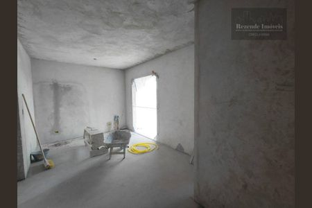 15_photo/94dce2e661.7c42eb81f7d38db9-ATLAS-af01b9c7-5e2c-46e5-84ff-482444f8bc5c.jpg de casa à venda com 3 quartos, 125m² em Fazendinha, Curitiba