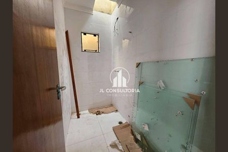 5_photo/94dce2e671.df2406aa61ba3211-ATLAS-b760d372-a3e6-46c5-b9d7-275620f86960.jpg de casa à venda com 3 quartos, 61m² em Fazendinha, Curitiba