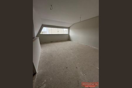 8_photo/94dce2e6b1.445c0bca81181d7a-ATLAS-ceb6de3d-4043-4014-a246-b24f3a044206.jpg de casa à venda com 3 quartos, 134m² em Fazendinha, Curitiba