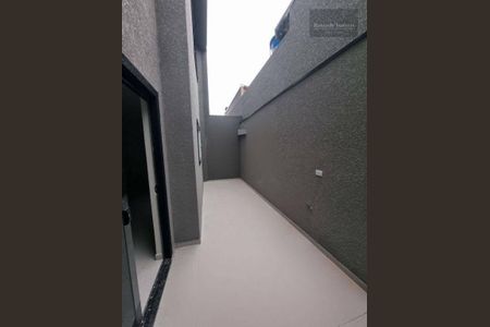 11_photo/94dce2e6e9.47314ca7de2426bd-ATLAS-82a376d2-96bd-4607-81ed-c9be336f4222.jpg de casa à venda com 3 quartos, 140m² em Fazendinha, Curitiba