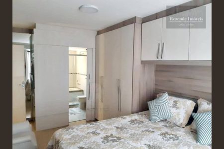 10_photo/94dce2e70d.a472bda0e62a3086-ATLAS-28fbedf4-7bf4-4823-a362-a7e8ed0cca0e.jpg de casa à venda com 4 quartos, 162m² em Fazendinha, Curitiba