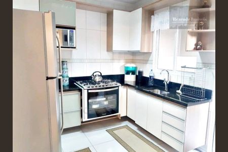 5_photo/94dce2e70d.a472bda0e62a3086-ATLAS-60ec41a8-b8e8-4c32-9eda-1fcc2be55647.jpg de casa à venda com 4 quartos, 162m² em Fazendinha, Curitiba