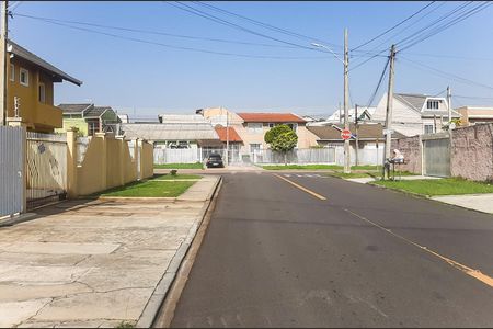 2_photo/94dce2e76b.4909862b8c1c38b1-ATLAS-25213098-aaac-4f82-b8b2-5437d7c0e40a.jpg de casa à venda com 3 quartos, 104m² em Fazendinha, Curitiba