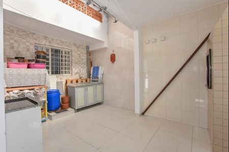 34_photo/94dce2e883.614b6dbc1122d364-ATLAS-88f4be72-bca7-40f3-b5b4-8786909b84e7.jpg de casa à venda com 3 quartos, 173m² em Fazendinha, Curitiba