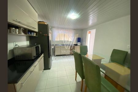 1_photo/94dce2e89f.08f922be3a726ba4-ATLAS-4cf5ada1-7109-4895-9687-7b723c61ebfe.jpg de casa à venda com 2 quartos, 85m² em Fazendinha, Curitiba