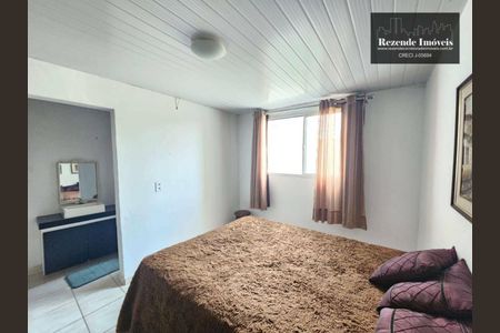 5_photo/94dce2e8a1.54b8780a509023fd-ATLAS-1934c862-bb1d-463d-a762-8b1c8e73ffcf.jpg de casa à venda com 2 quartos, 72m² em Fazendinha, Curitiba