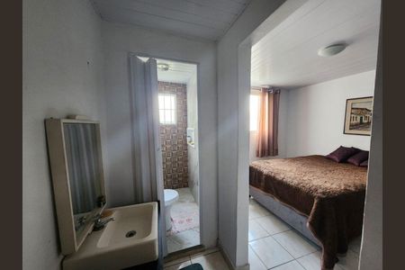 4_photo/94dce2e8a1.54b8780a509023fd-ATLAS-2b258dbd-6a88-414b-b9e5-9c9b2c97fed9.jpg de casa à venda com 2 quartos, 72m² em Fazendinha, Curitiba