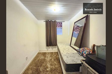 12_photo/94dce2e8a1.54b8780a509023fd-ATLAS-5e94f296-3118-451e-bb5e-d27c4deecea7.jpg de casa à venda com 2 quartos, 72m² em Fazendinha, Curitiba