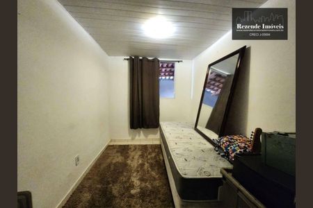 4_photo/94dce2e8a1.54b8780a509023fd-ATLAS-88f99701-e6bb-440e-abef-5453bc965b01.jpg de casa à venda com 2 quartos, 72m² em Fazendinha, Curitiba