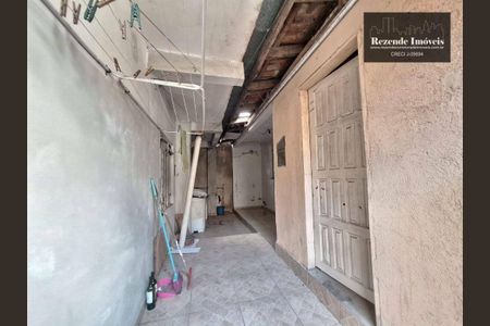 6_photo/94dce2eccb.ab23f43d3275e097-ATLAS-5ca8eb96-953c-48e2-a9ab-97d49ef01f43.jpg de casa à venda com 9 quartos, 250m² em Cidade Industrial de Curitiba, Curitiba