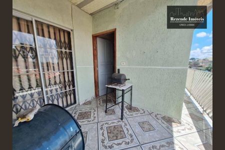 12_photo/94dce2eccd.ab23f43d3275e097-ATLAS-01dcd003-5710-42fd-b190-b31331260516.jpg de casa à venda com 9 quartos, 250m² em Cidade Industrial de Curitiba, Curitiba