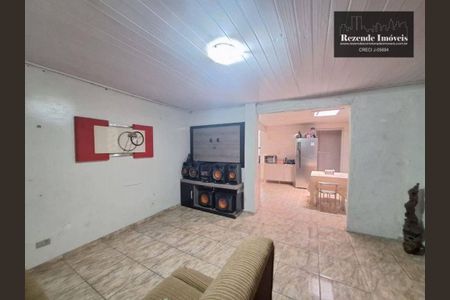 7_photo/94dce2eccd.ab23f43d3275e097-ATLAS-c94294f9-6eb9-4f27-adee-137b5eebeff3.jpg de casa à venda com 9 quartos, 250m² em Cidade Industrial de Curitiba, Curitiba