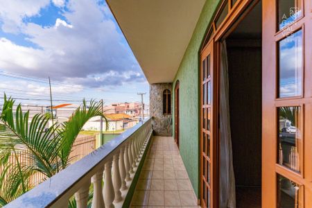 11_photo/94dce2ee17.f2ed236aecaa8a04-ATLAS-69276f4f-7a4f-4363-9f9a-cb571481a76c.jpg de casa à venda com 5 quartos, 300m² em Cidade Industrial de Curitiba, Curitiba