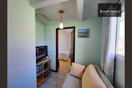 2_photo/94dce2ee31.49bb4dbae453eb21-ATLAS-82bbca2e-3fb1-42fd-bba5-6d06a8e0da67.jpg de casa à venda com 3 quartos, 153m² em Cidade Industrial de Curitiba, Curitiba