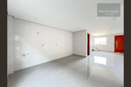 2_photo/94dce2ee6d.3f93ae85de969d9e-ATLAS-5bd00bbb-24d2-44ee-8ad6-86b90213ca9a.jpg de casa à venda com 3 quartos, 97m² em Cidade Industrial de Curitiba, Curitiba