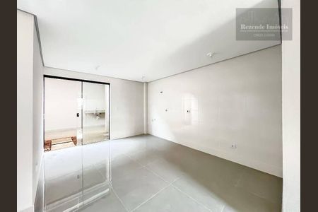 24_photo/94dce2ee6d.3f93ae85de969d9e-ATLAS-65e242f6-3686-4b56-aa34-d0388cabed21.jpg de casa à venda com 3 quartos, 97m² em Cidade Industrial de Curitiba, Curitiba