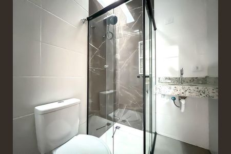 8_photo/94dce2ee6d.6b2453e70642c87c-ATLAS-364fb1a2-42ac-479a-92eb-e5672cee8ed9.jpg de casa à venda com 3 quartos, 97m² em Cidade Industrial de Curitiba, Curitiba