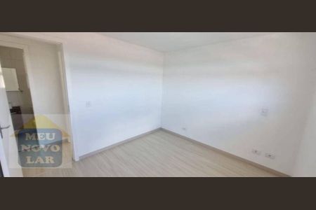 8_photo/94dce2eeab.e0d8bd0bac36d5e8-ATLAS-554d3748-1b75-4f2b-8977-ba8438460f51.jpg de apartamento à venda com 3 quartos, 59m² em Cidade Industrial de Curitiba, Curitiba