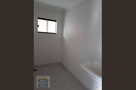 2_photo/94dce2ef7d.07f29284d16cc936-ATLAS-02b28f82-76a2-4357-ad1c-4f1e410f1a2b.jpg de casa à venda com 4 quartos, 182m² em Fazendinha, Curitiba