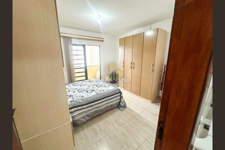 26_photo/94dce2f047.ef9097c2fd5b064b-ATLAS-7225ae28-e64f-40ed-bb5b-6d72832af792.jpg de casa à venda com 5 quartos, 210m² em Fazendinha, Curitiba