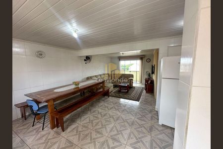 8_photo/94dce2f047.ef9097c2fd5b064b-ATLAS-af425b9a-e066-4989-bb7f-84b562ea0c41.jpg de casa à venda com 5 quartos, 210m² em Fazendinha, Curitiba