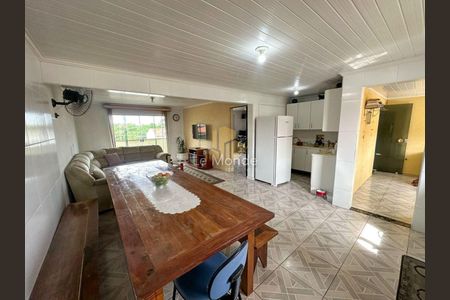 13_photo/94dce2f047.ef9097c2fd5b064b-ATLAS-bae247f6-e459-417e-bde4-0c96146c6ffa.jpg de casa à venda com 5 quartos, 210m² em Fazendinha, Curitiba