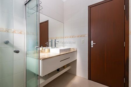 29_photo/94dce2f06f.cce03887c7d72c1f-ATLAS-79fe9ee2-ae88-4d5b-8dd3-b03144e6de1e.jpg de casa à venda com 3 quartos, 210m² em Cidade Industrial de Curitiba, Curitiba