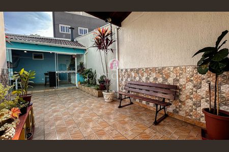 7_photo/94dce2f093.adb140a9451bad8e-ATLAS-1165bd1a-a8c5-4c8e-a9b0-847b47d103f0.jpg de casa à venda com 5 quartos, 250m² em Cidade Industrial de Curitiba, Curitiba