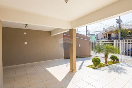 6_photo/94dce2f0f5.ad6cb26ada8414aa-ATLAS-bea83be1-62d0-49f8-a297-9e9da19bdd2e.jpg de casa à venda com 3 quartos, 219m² em Cidade Industrial de Curitiba, Curitiba