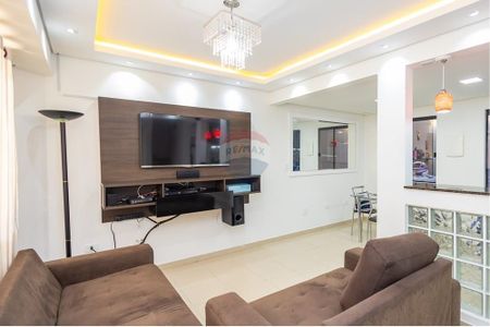 11_photo/94dce2f0f5.ad6cb26ada8414aa-ATLAS-d8b43210-8f9f-4cec-baf2-a6e406e6cba2.jpg de casa à venda com 3 quartos, 219m² em Cidade Industrial de Curitiba, Curitiba