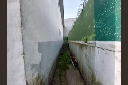 13_photo/94dce2f167.6bc6d6e3d41508d6-ATLAS-9c71f39d-d747-4bf6-8015-6f7d26fa1cc6.jpg de casa à venda com 1 quarto, 189m² em Cidade Industrial de Curitiba, Curitiba