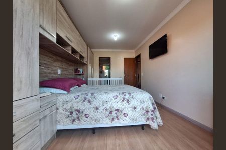 12_photo/94dce2f177.9a54faa83c3e471c-ATLAS-0e779b03-444e-4108-a083-c83abd00c8ca.jpg de casa à venda com 3 quartos, 135m² em Cidade Industrial de Curitiba, Curitiba