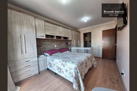 4_photo/94dce2f177.f6cab136252b2c23-ATLAS-4a7f2aec-dbdd-416d-a181-17b0fb1708fb.jpg de casa à venda com 3 quartos, 135m² em Cidade Industrial de Curitiba, Curitiba