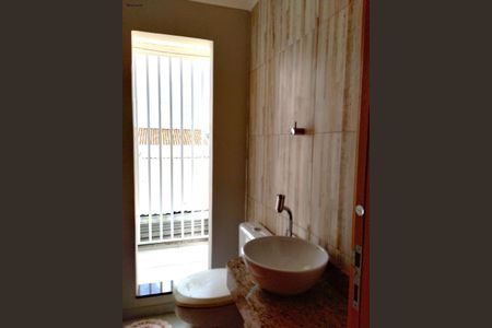 9_photo/94dce2f185.d60ed16da6b331d7-ATLAS-ece7b7d9-1f62-4a9d-8976-fb932e88eadd.jpg de casa à venda com 3 quartos, 355m² em Cidade Industrial de Curitiba, Curitiba