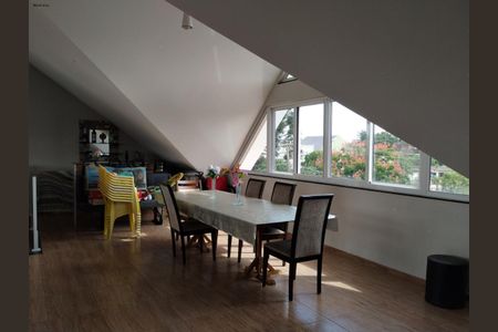 2_photo/94dce2f185.d60ed16da6b331d7-ATLAS-f2a2cdd0-04c8-40ff-b805-db184fe5b2ff.jpg de casa à venda com 3 quartos, 355m² em Cidade Industrial de Curitiba, Curitiba