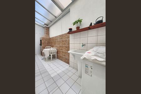 12_photo/94dce2f1a5.4e1a6e6486a440d9-ATLAS-5b2ec5dd-9d55-48bd-a30f-2f92aaba0620.jpg de casa à venda com 3 quartos, 81m² em Cidade Industrial de Curitiba, Curitiba