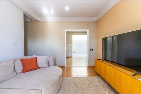 26_photo/94dce2f1f7.64ac2371dd04f17e-ATLAS-5ae5c0b7-35a6-4f8b-a578-5a8317e89e66.jpg de casa à venda com 11 quartos, 235m² em Cidade Industrial de Curitiba, Curitiba