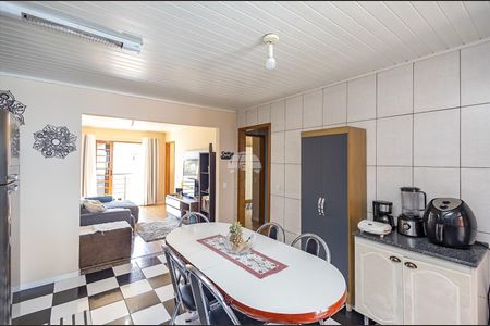 12_photo/94dce2f201.12a796eb49bed496-ATLAS-8b3ff782-8735-4fee-8996-2bfcdebbedd8.jpg de casa à venda com 6 quartos, 282m² em Cidade Industrial de Curitiba, Curitiba