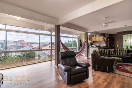 11_photo/94dce2f2ab.ff814dd41d6488d0-ATLAS-9a126a1d-5e06-49a3-a24b-37bcf9773824.jpg de casa à venda com 4 quartos, 310m² em Cidade Industrial de Curitiba, Curitiba