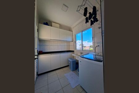 8_photo/94dce2f4a5.1aa5b8f538f3adaf-ATLAS-3ccb1b9c-373c-42b3-80df-554c546545c3.jpg de casa à venda com 3 quartos, 515m² em Cidade Industrial de Curitiba, Curitiba