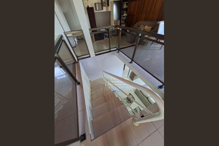 20_photo/94dce2f4a5.1aa5b8f538f3adaf-ATLAS-8a657be4-1e94-4851-be83-34bf0ced6024.jpg de casa à venda com 3 quartos, 515m² em Cidade Industrial de Curitiba, Curitiba