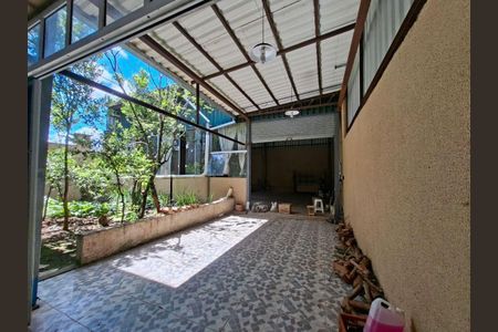 29_photo/94dce2f4a5.1aa5b8f538f3adaf-ATLAS-ec16ff22-d67d-46d6-8560-6c844d515db3.jpg de casa à venda com 3 quartos, 515m² em Cidade Industrial de Curitiba, Curitiba