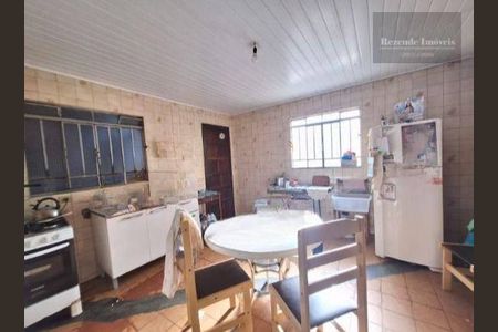 7_photo/94dce2f4b1.28f6ec5d72603be5-ATLAS-42ec82b3-ca77-4ead-b715-430fff676e9d.jpg de casa à venda com 4 quartos, 130m² em Cidade Industrial de Curitiba, Curitiba