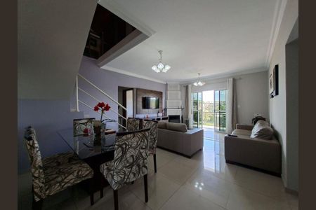 7_photo/94dce2f4bb.4b1992a7ab35c141-ATLAS-e8c75739-f3bb-4bd7-8415-c1b3e1e423db.jpg de casa à venda com 3 quartos, 515m² em Cidade Industrial de Curitiba, Curitiba