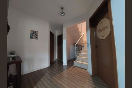 4_photo/94dce2f4db.6a940fd7dc05e55d-ATLAS-5c4147ab-99ea-4865-91c5-ec3b49078010.jpg de casa à venda com 4 quartos, 138m² em Cidade Industrial de Curitiba, Curitiba